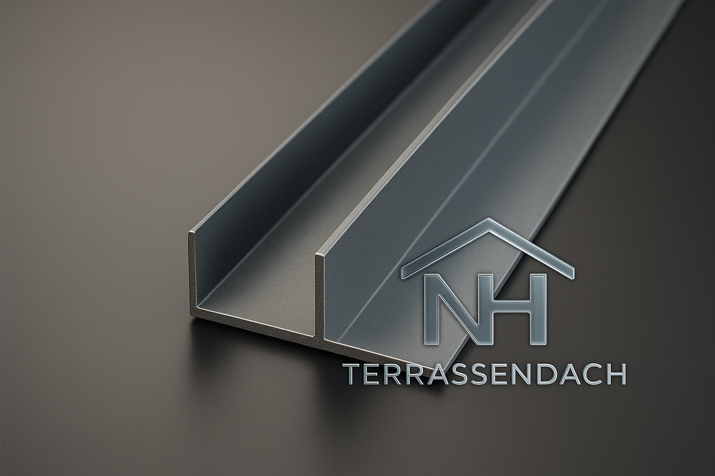 Aluminium F-Schiene für Wandmontage mit NH Terrassendach Logo
