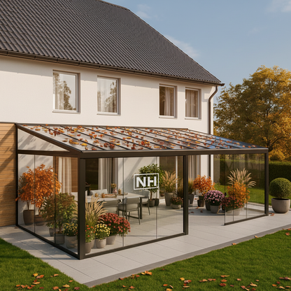 Herbstlicher Wintergarten mit NH Logo